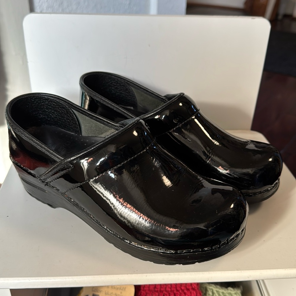 Shiny Black Dansko Clogs